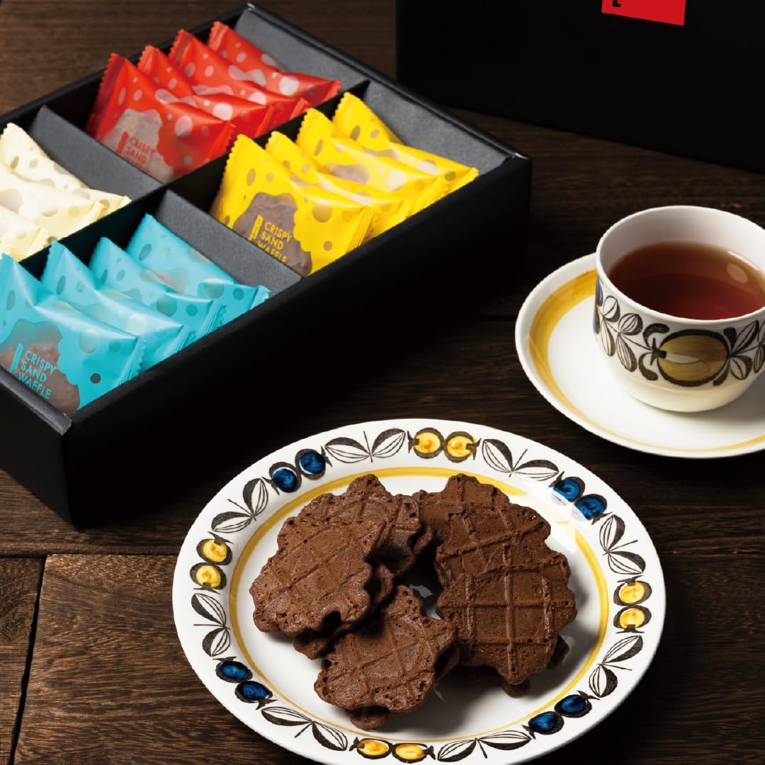 R.L Individually Wrapped Chocolate Crispy Sandwich Waffles, 16 Pieces, Confectionery, Sweets, Gift