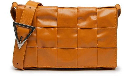 BOTTEGA VENETA カセットバッグ - Image 1