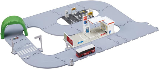 Takara Tomy Tomica Lots of Buildings and Roads! Tomica Town Set (with Tomica) Mini Car Toy for Ages 3 and Up