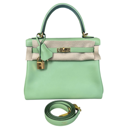 HERMÈS 'VERT CRIQUET' GOLD HARDWARE SWIFT KELLY 25 BAG
