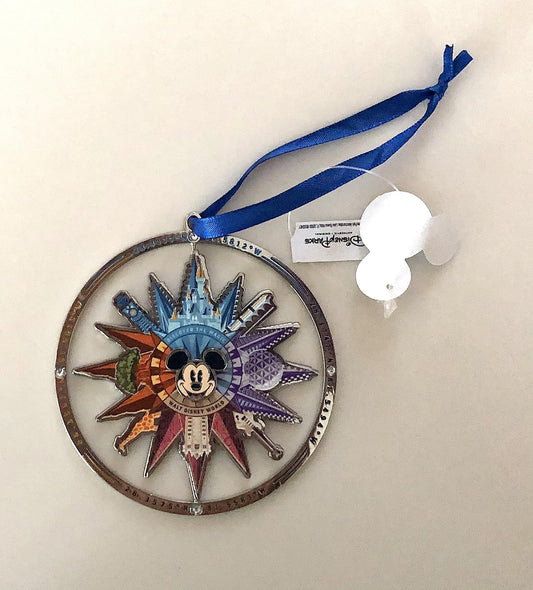 Walt Disney World Four Parks - Adorno metálico de Mickey Mouse