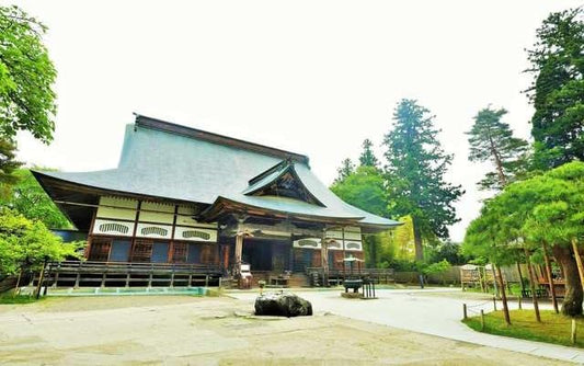【日本の風景ポストカード】岩手県平泉町 中尊寺の本堂と静かな境内 はがき お土産 ハガキ 撮影/YOSHIO IWASAWA