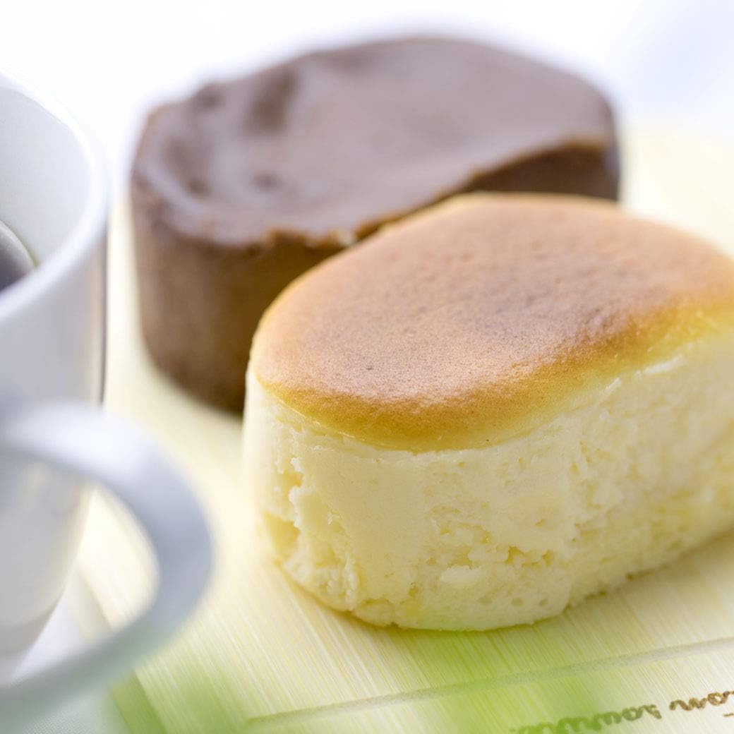 Respect for the Aged Day 2024 Cheesecake, Melting Chocolat, 10 Pieces, 70s, Non-Flowers, Gift, Individual Packaging, Small Year's Day, Chocolate Insert, Gift, Small Cheese, Cake, Order, Chocolate