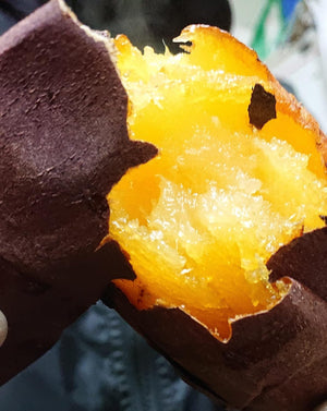 [Yao-ya no Hachi] Roasted Sweet Potato Frozen Beni-haruka Sweet Aged Ibaraki Prefecture Produced Aged Sweet Potato Beni-haruka Fluffy Sweet Moist Delicious Roasted Sweet Potato Ibaraki Domestic Honey