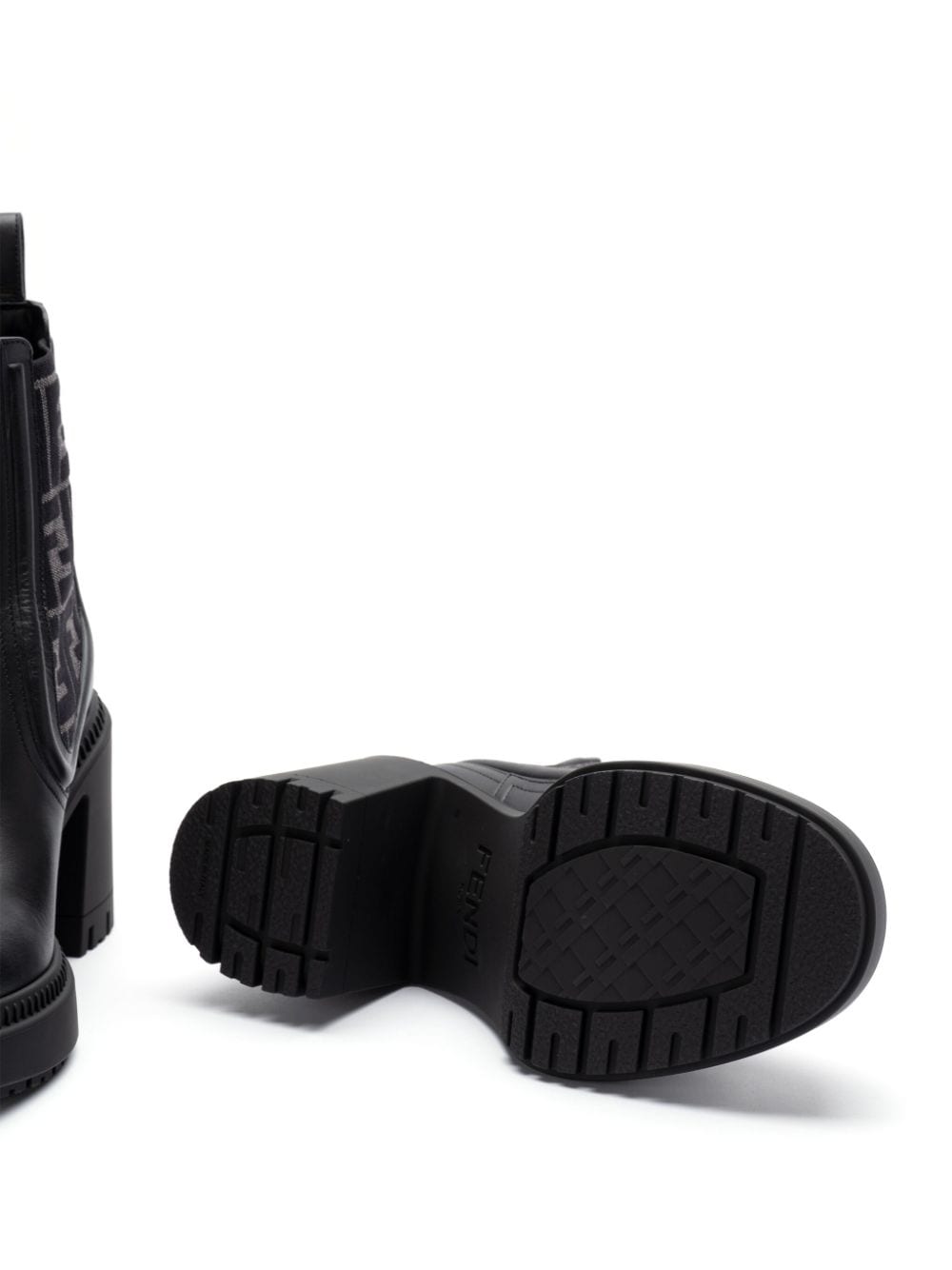 Fendi フェンディドミノレザーブーツ - Image 1