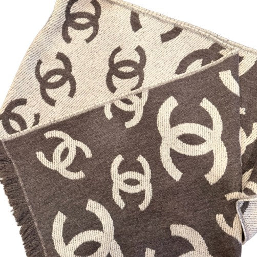 CHANEL CC LOGO CHARCOAL/LIGHT GREY 26C REVERSIBLE SCARF