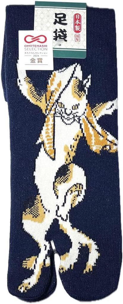 Tabiya Men's Japanese Style Dancing Nekomata Tenugui Pattern Tabi Socks (Men's Socks, Made in Japan), 9.8 - 10.6 inches (25 - 27 cm)