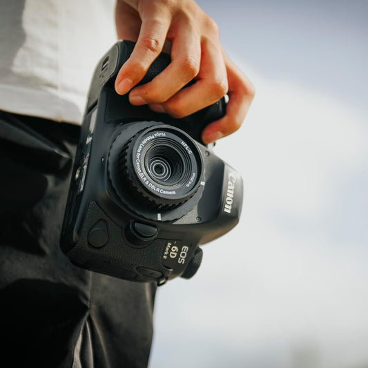 Holga HPL-C 0.25mm Pinhole Lens for Canon SLR and DSLR Cameras (Black)