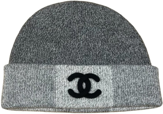 CHANEL 'GREY/BLACK CHECKERED' CASHMERE CLOCHE BEANIE