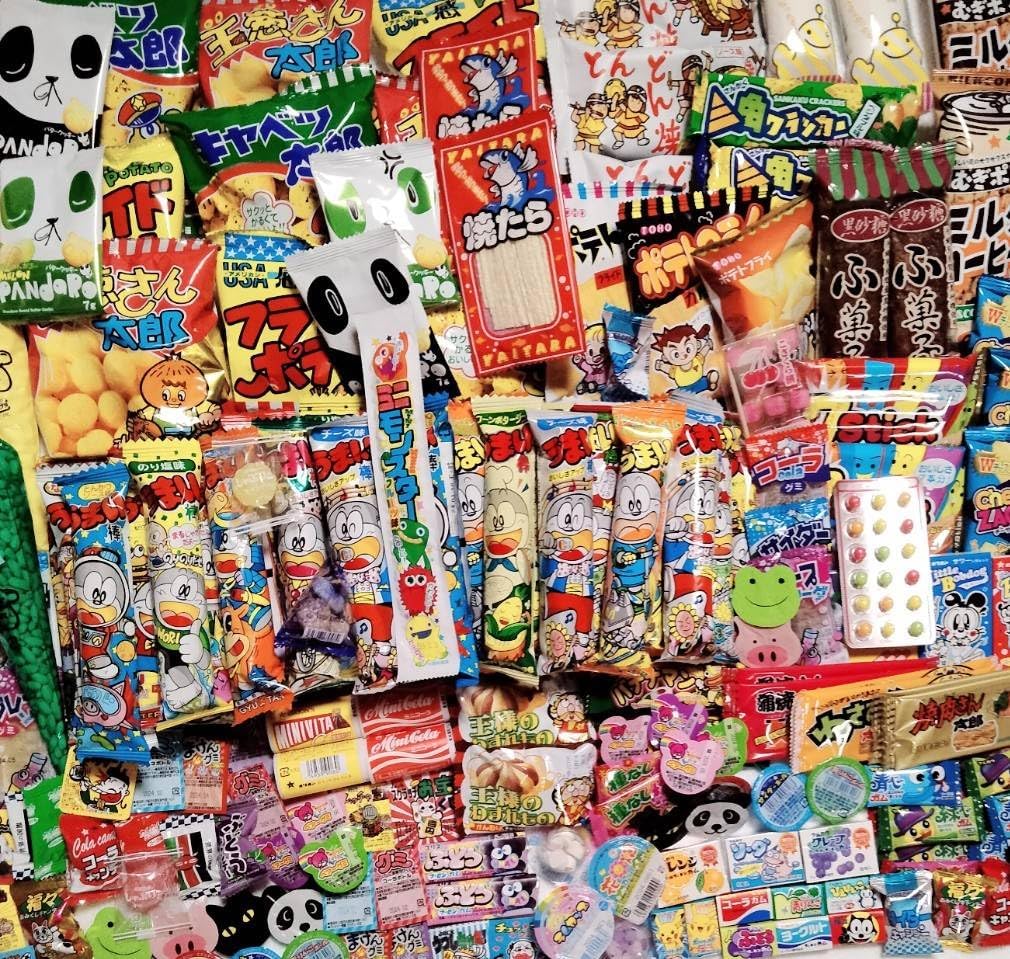 Candy Assortment 200-Piece Set Shop Exclusive with Wet Tissues Bulk Purchase Present Birthday Surprise Celebration Festival Grabbing Lottery Event Children Adult Purchase Stall Snack Taste Test Fair