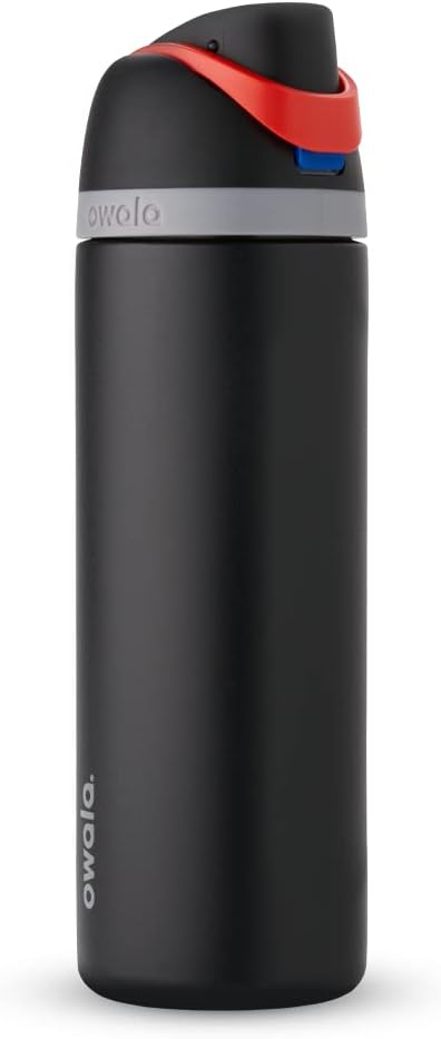 Owala Star Wars FreeSip - Botella de agua aislada de acero inoxidable con popote para deportes y viajes, sin BPA, 24 onzas, Darth Vader