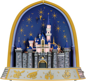 Hallmark Keepsake Adorno de Navidad Disney 2025, Celebración Mágica Musical del 70 Aniversario de Disneyland con Luz, Castillo de La Bella Durmiente