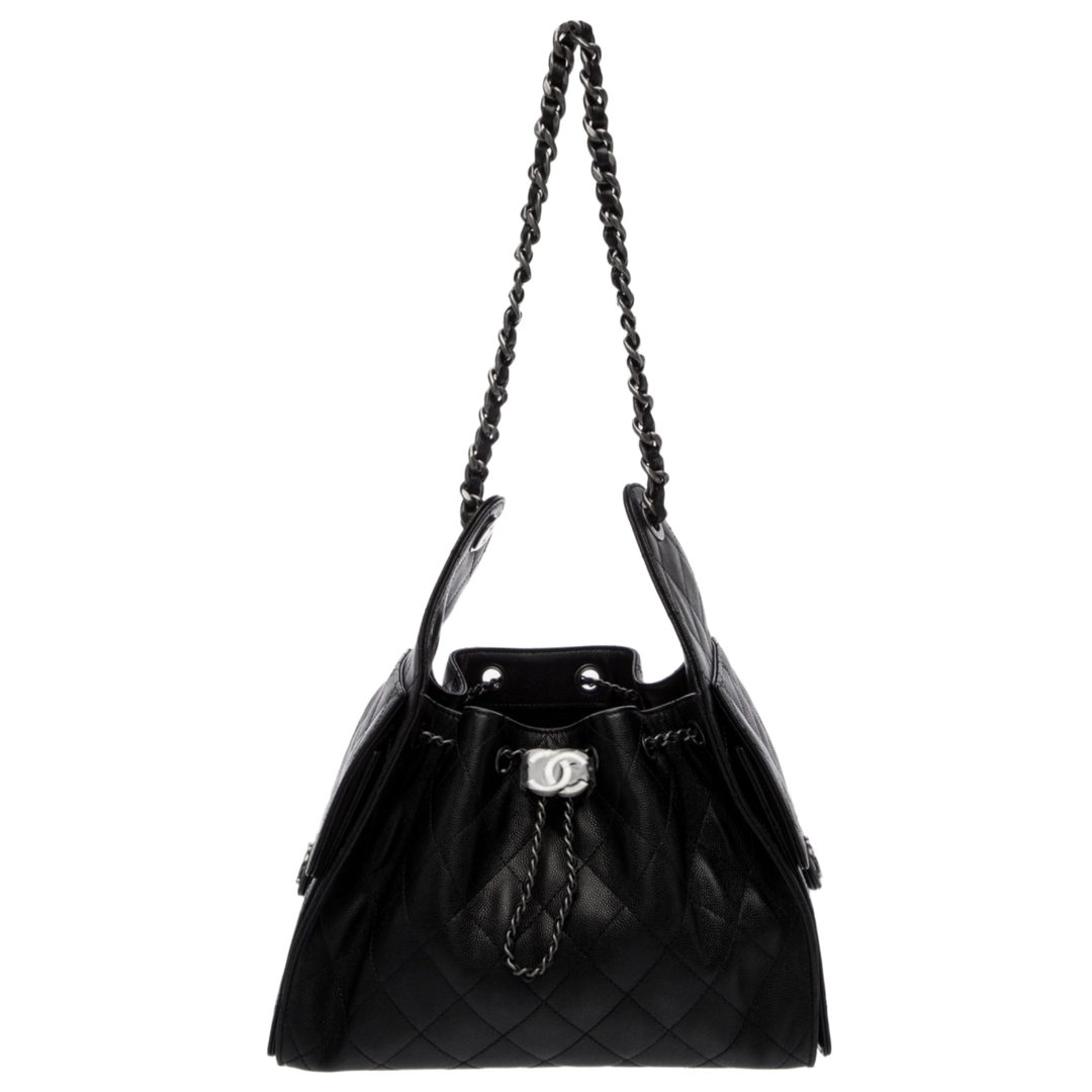 CHANEL 'BLACK' CAVIAR QUILTED LEATHER SMALL 25 HOBO BAG