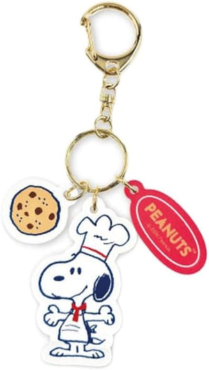 Marimo Craft SPCQ-683 Snoopy Snacktime Chef Series Acrylic Key Holder, Red, Approx. W 1.6 x H 2.3 x D 0.1 inches (40 x 59 x 3 mm)