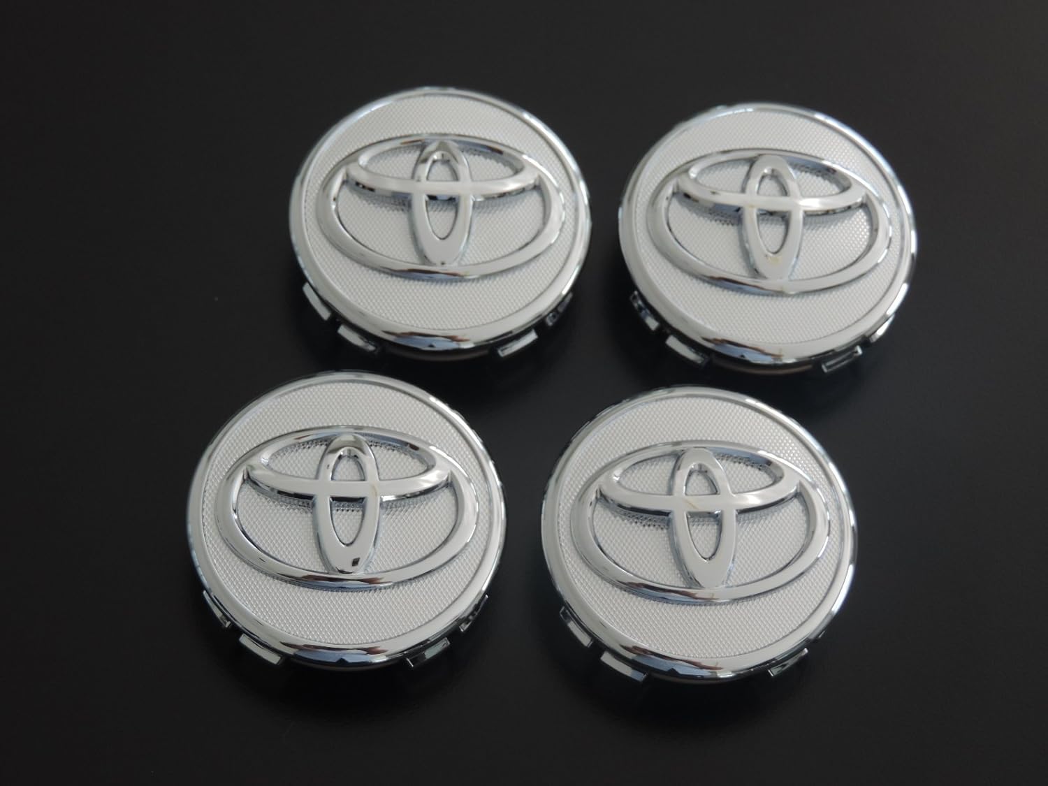 [Domestic Genuine Parts] Toyota Prius 30 Series ZVW30 Center Cap for 15-inch Aluminum Wheels, Mesh Style, Set of 4