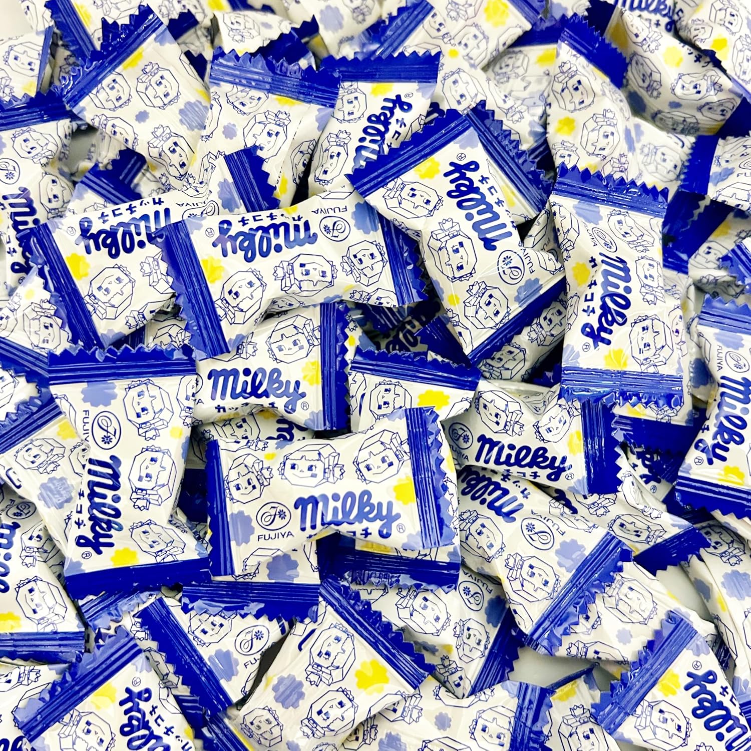 Kachikochi Milky Bags, Candy Beans, Approximately 126 Pieces, Large Capacity, Commercial Use