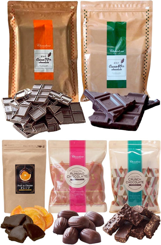 Haikakao Chocolate with Translation (Cacao 70+ 70 Almond)