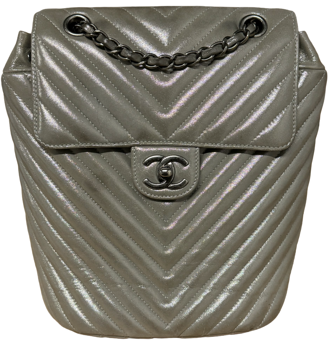 CHANEL 'IRIDESCENT GREY' URBAN SPIRIT CHEVRON BACKPACK