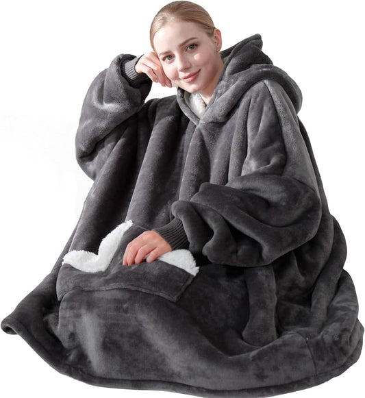 Touchat - Manta con capucha portátil, sudadera con capucha de forro polar sherpa de gran tamaño con bolsillo gigante y mangas para adulto, regalo de manta gris cálida y acogedora para mujeres