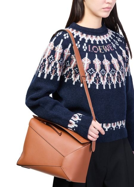 LOEWE Medium Puzzle Edge bag in classic calfskin - Image 2