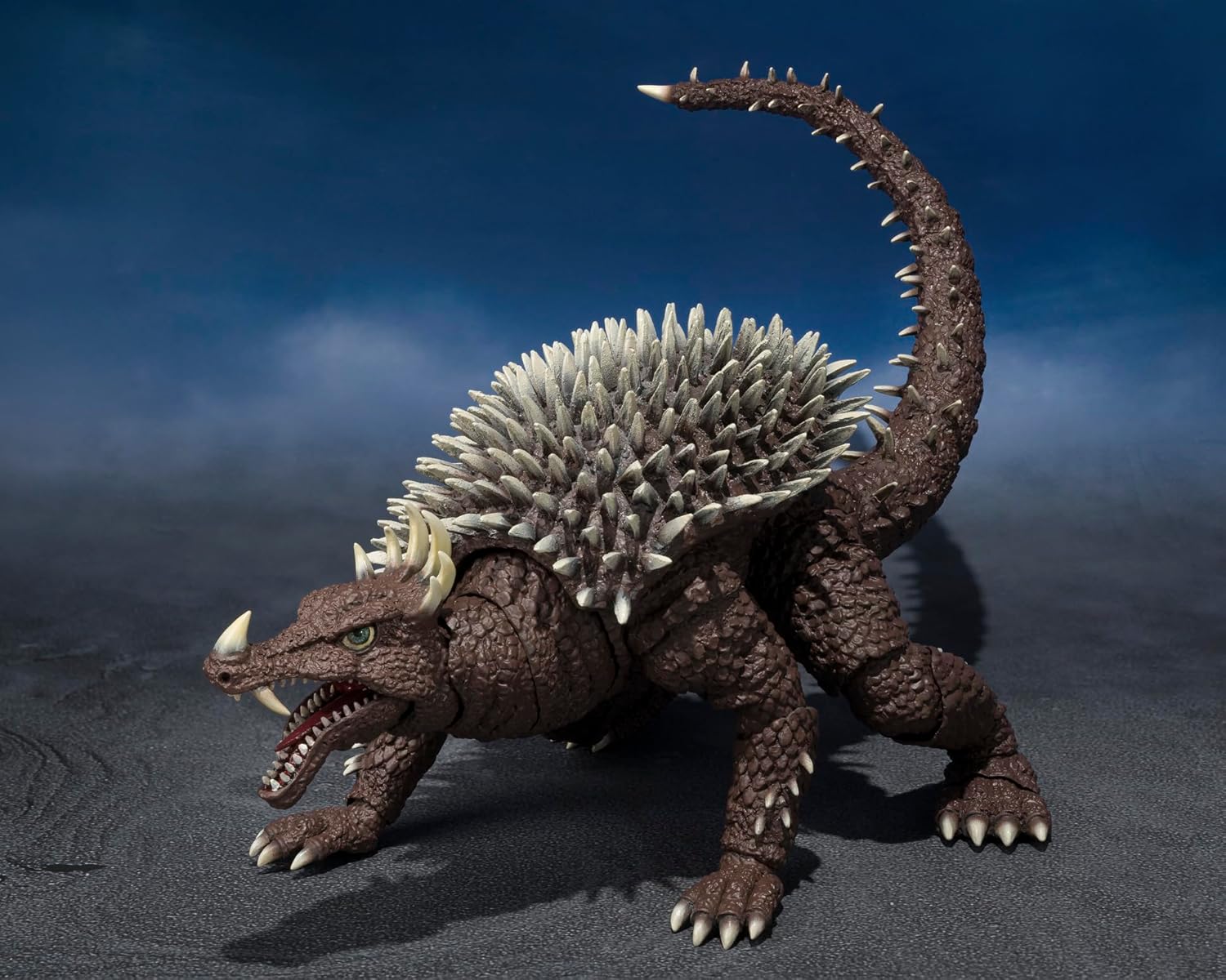 TAMASHII NATIONS - Godzilla - Anguilas [1972] S.H.MonsterArts Action Figure