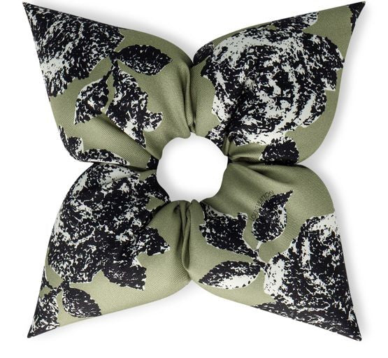 LOUIS VUITTON Fleur Pique Scrunchy - Image 2