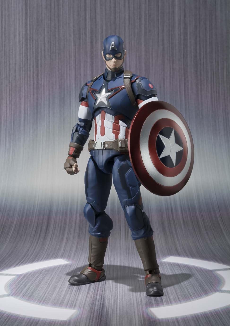 SH Figuarts Avengers: Captain America ABS & PCV Assembled and Painted Articulated Figurine (6.1 inches/155 millimeters)