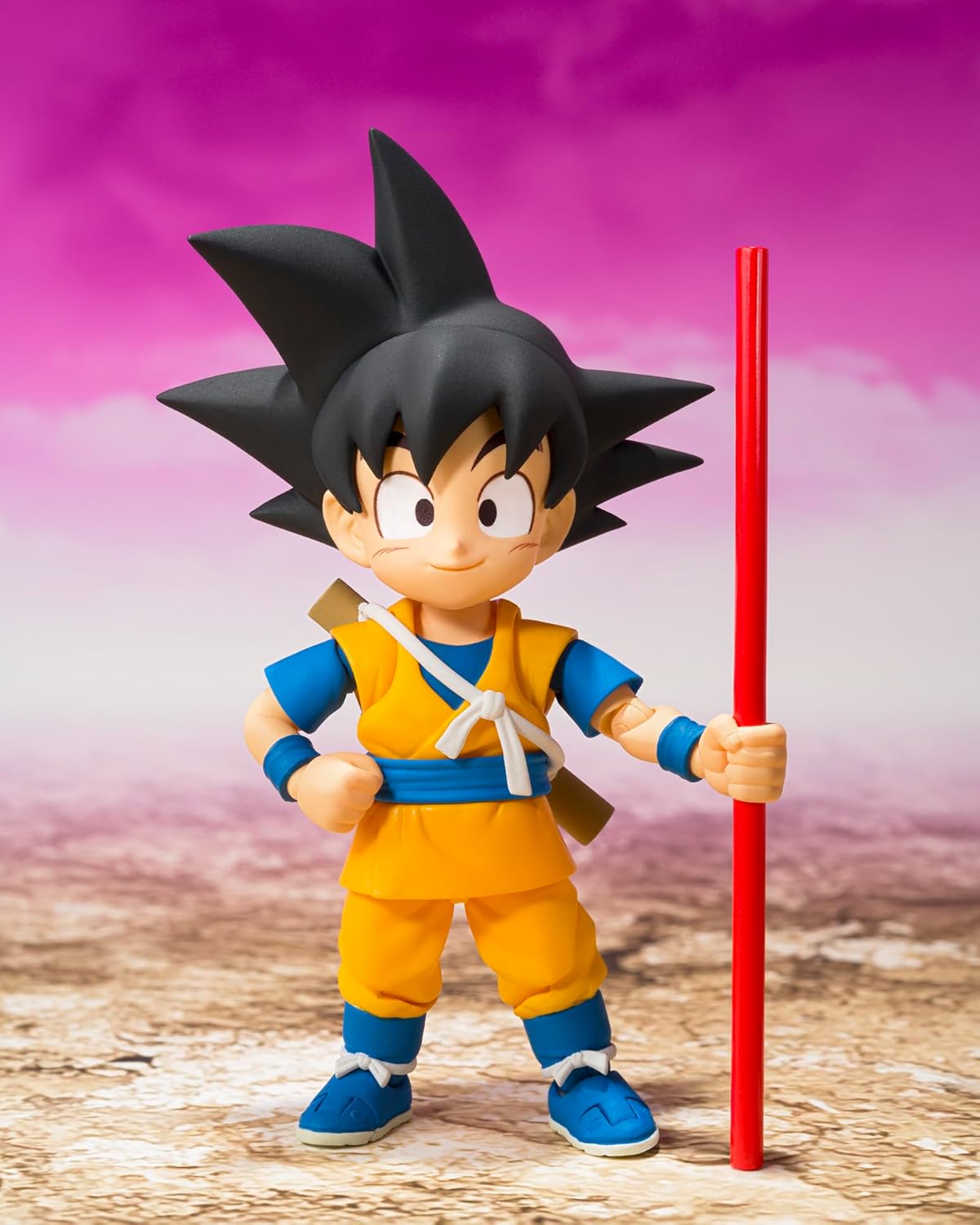 BANDAI SPIRITS S.H. Figuarts Dragon Ball DAIMA Son Goku (Mini) - DAIMA- Approx. 2.8 inches (70 mm), PVC & ABC, Pre-painted Action Figure