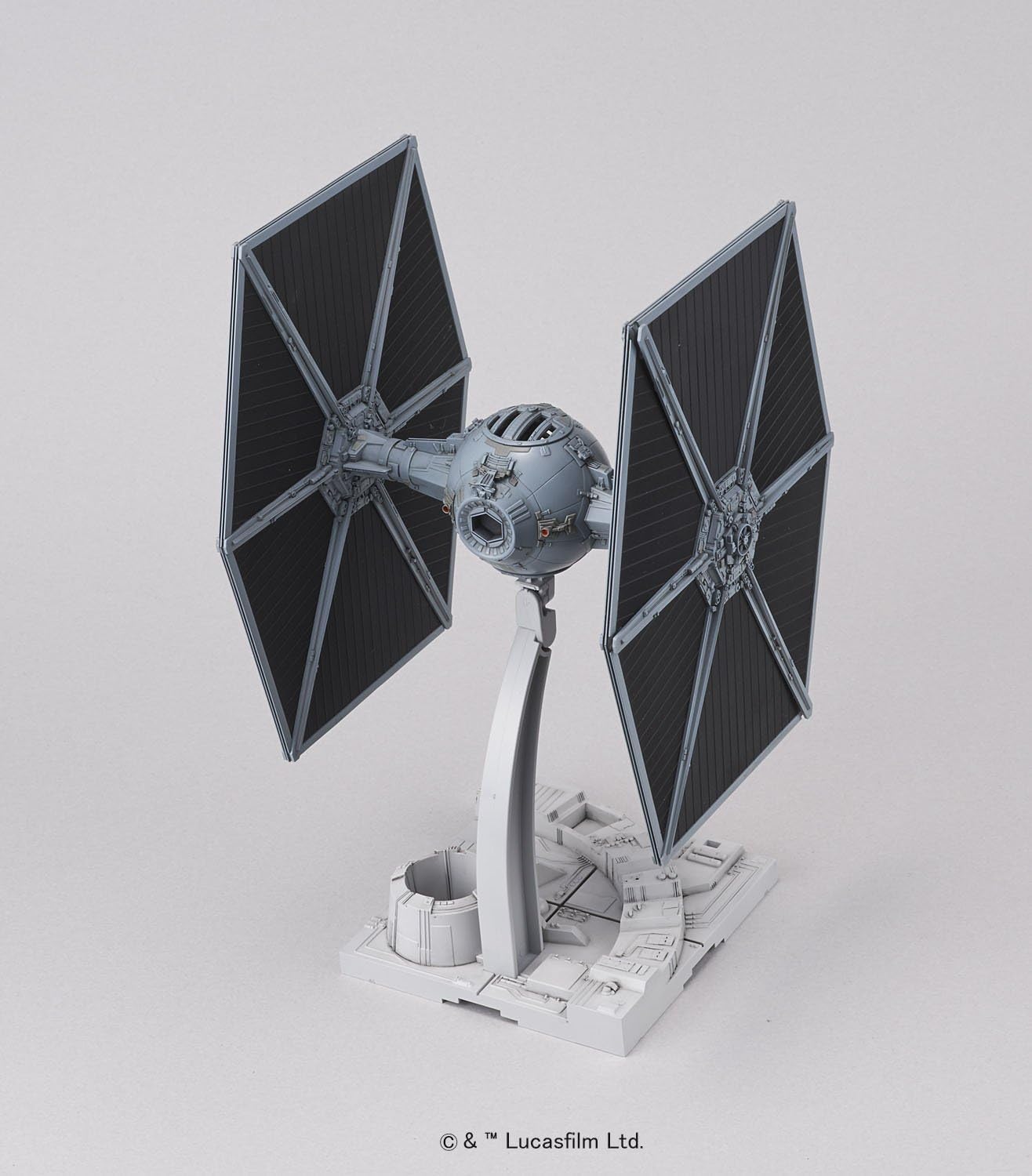 BANDAI SPIRITS Star Wars 1/72 TIE Fighter Pre-painted Plastic Model (New Package Version)