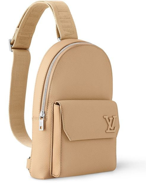LOUIS VUITTON Pilot Slingbag - Image 2