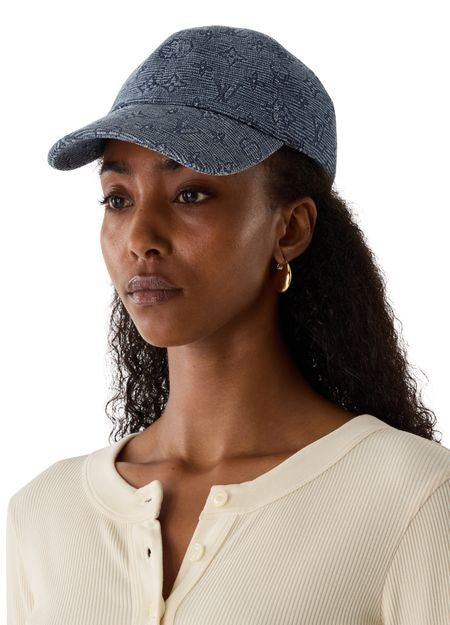 LOUIS VUITTON Epi Monogram Cap - Image 2