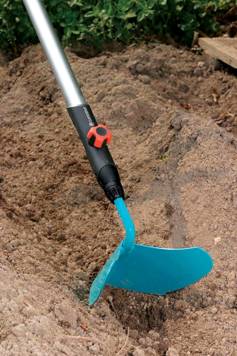 Gardena V-shaped Hoe, 6.3 inches (16 cm) Wide, Combisystem 3118-20 Product Warranty: Up to 25 Years