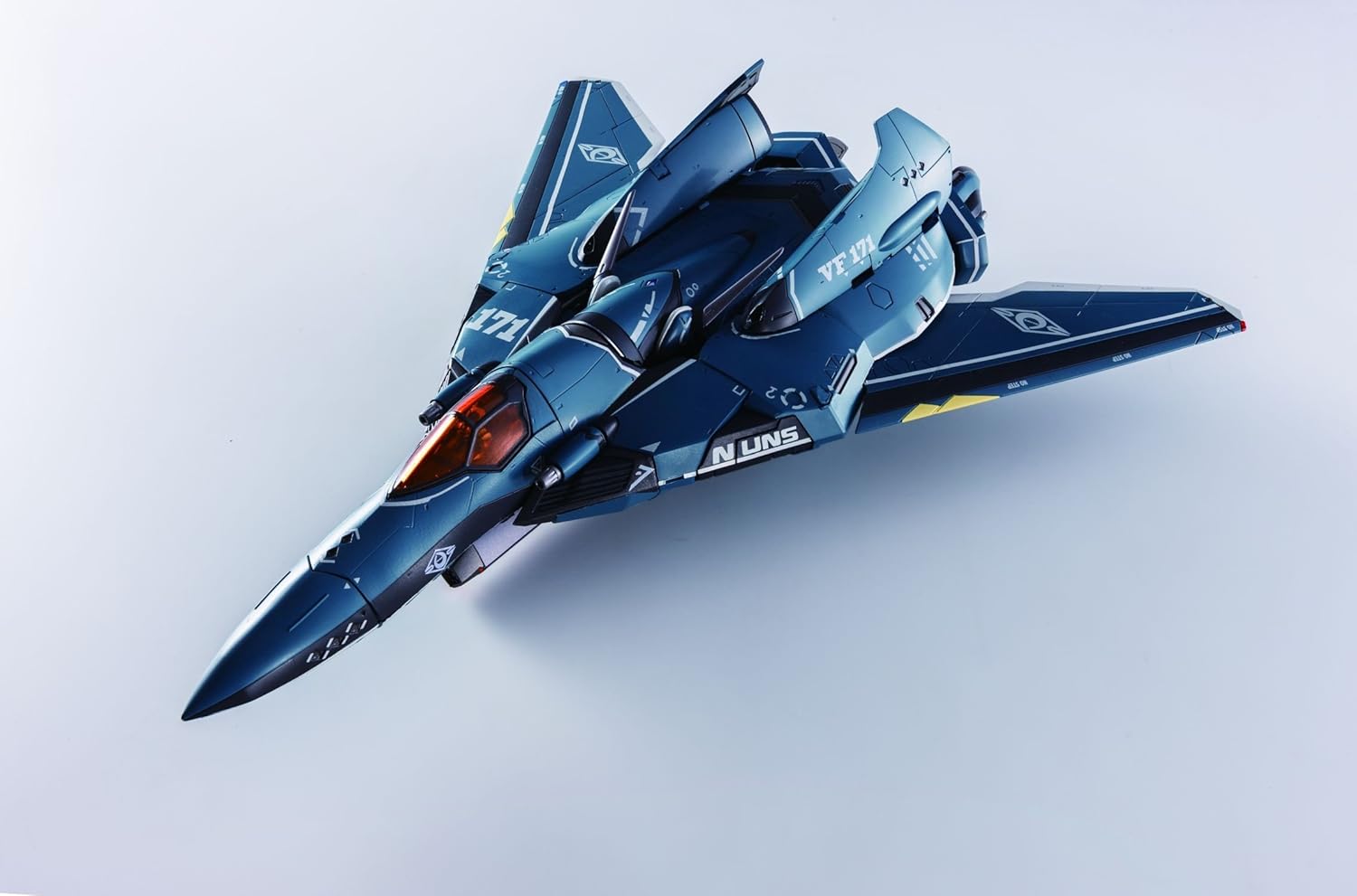 Tamashi Nations DX Chogokin VF-171 Nightmare Plus (General Model)