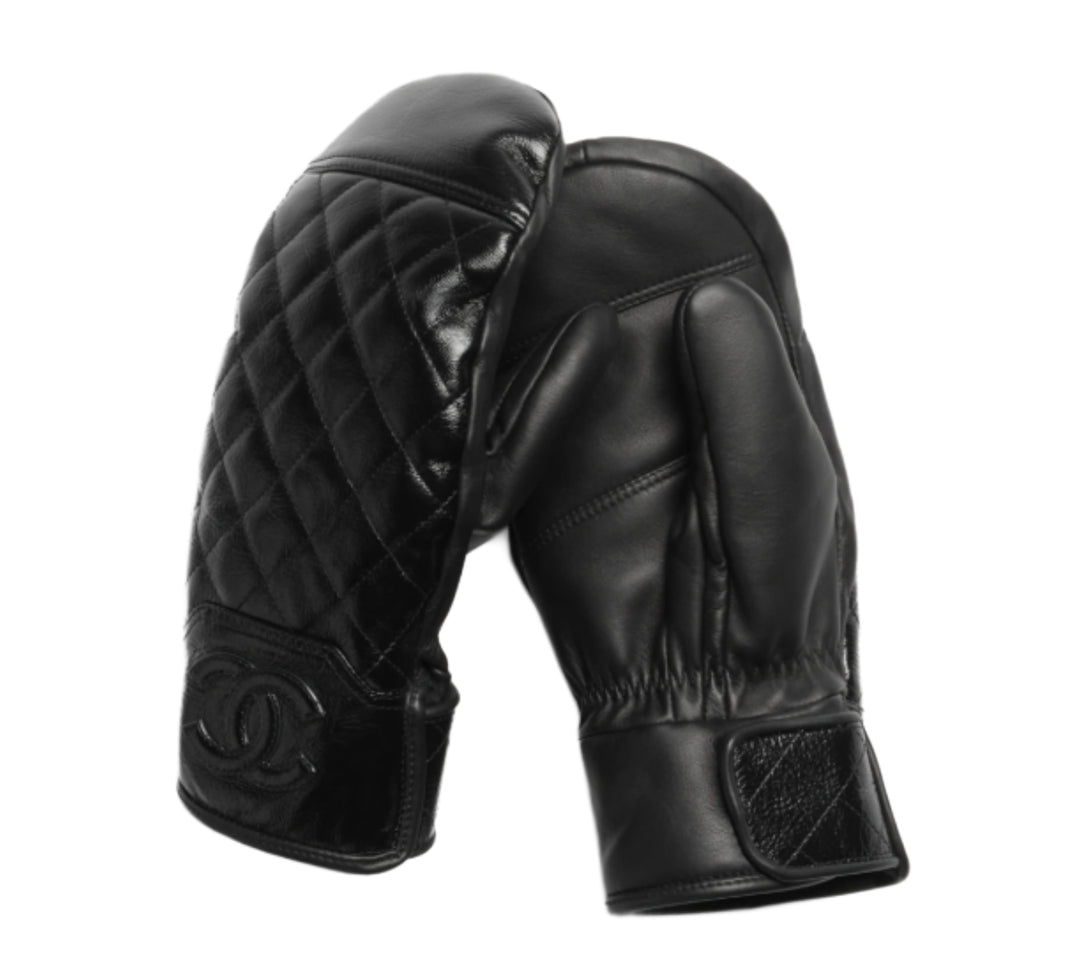 CHANEL BLACK LAMBSKIN QUILTED CC MITTENS 25N COCO NEIGE
