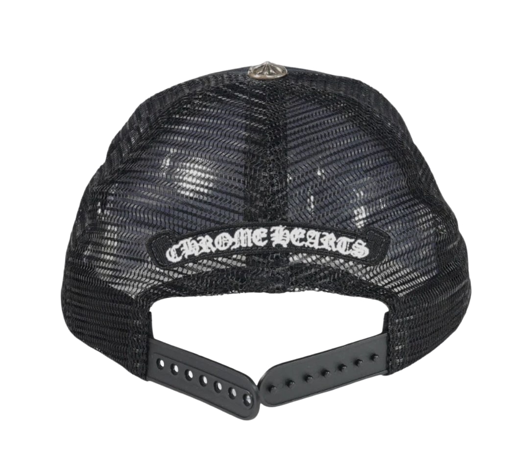 CHROME HEARTS MATTY BOY 'PINK LIP' TRUCKER HAT