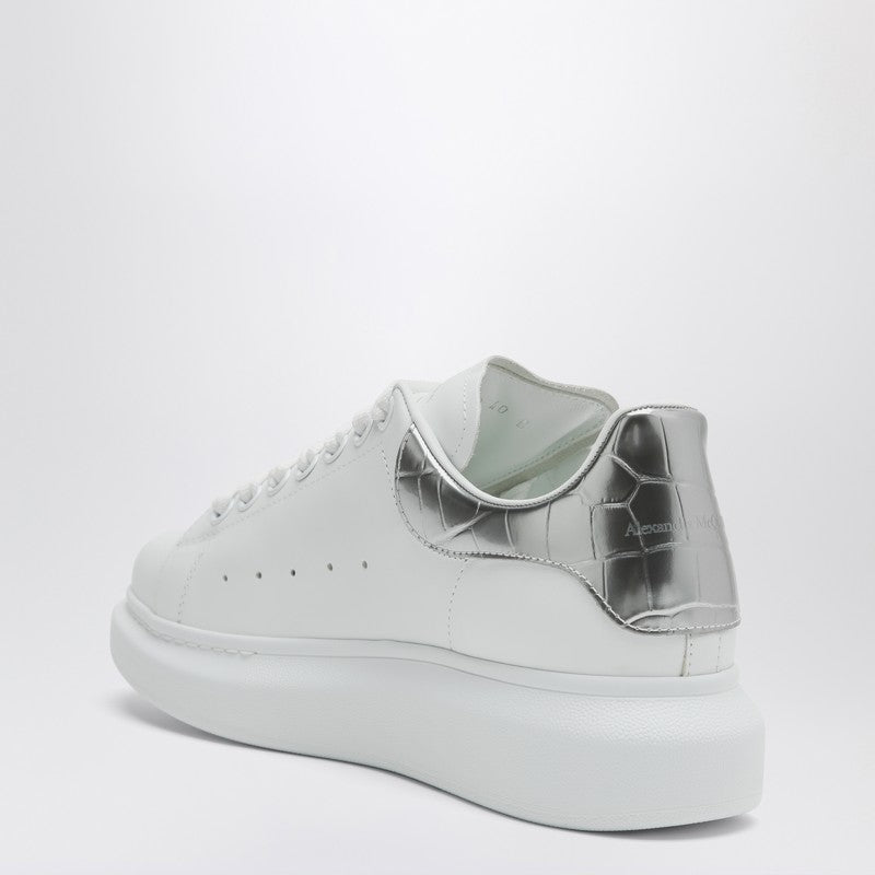 Alexander McQueen アレクサンダーMCクイーン特大スニーカーホワイト/シルバークロック - Image 2