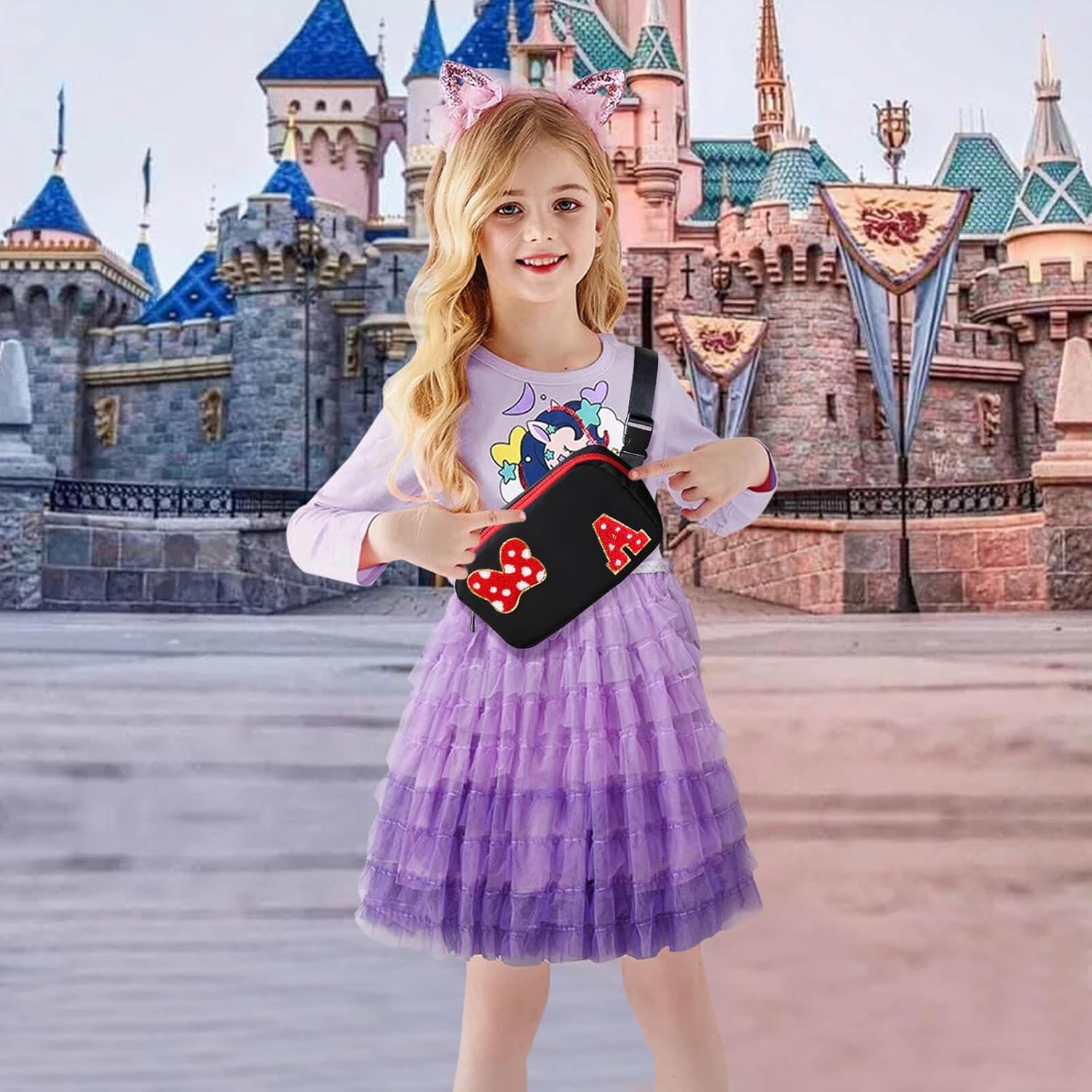 Riñonera con Lazo de Letra Inicial de Chenilla, Bolsa Cruzada Impermeable para Parque, Regalos de Navidad y Cumpleaños para Niñas Adolescentes, Hijas, Mujeres, Niños, Adultos, Linda Bolsa de Cinturón