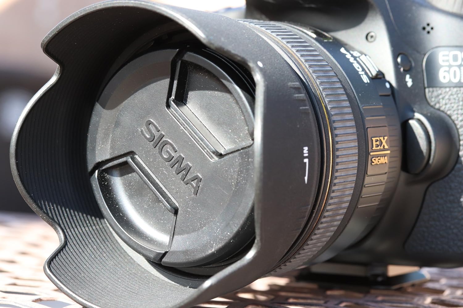 シグマ 30mm F1.4 EX DC デジタル専用 HSM キヤノン用