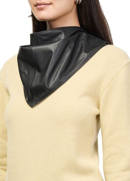 LEMAIRE Triangular leather scarf - Image 2