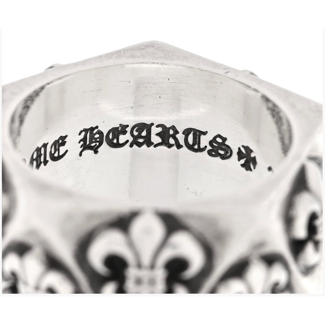 CHROME HEARTS 'FLEUR' SILVER PENTAGON RING