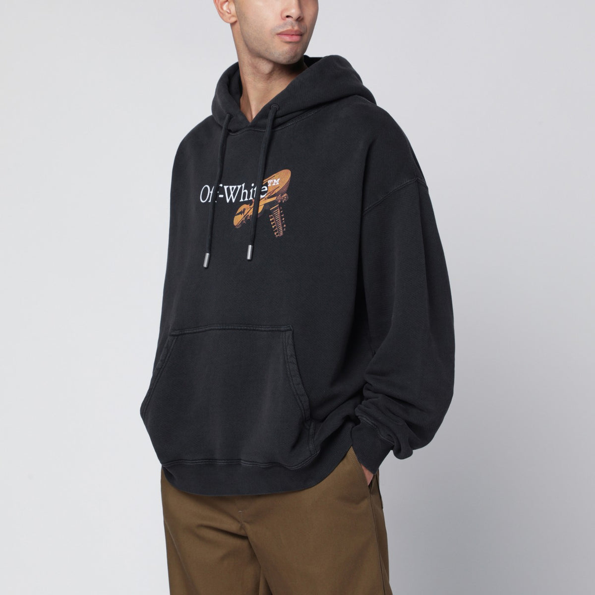 Off Off White™ ウォッシュド ブラック キューピッド アロー スケート ロゴ フーディ - Image 2