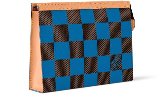 LOUIS VUITTON Pochette Voyage - Image 2