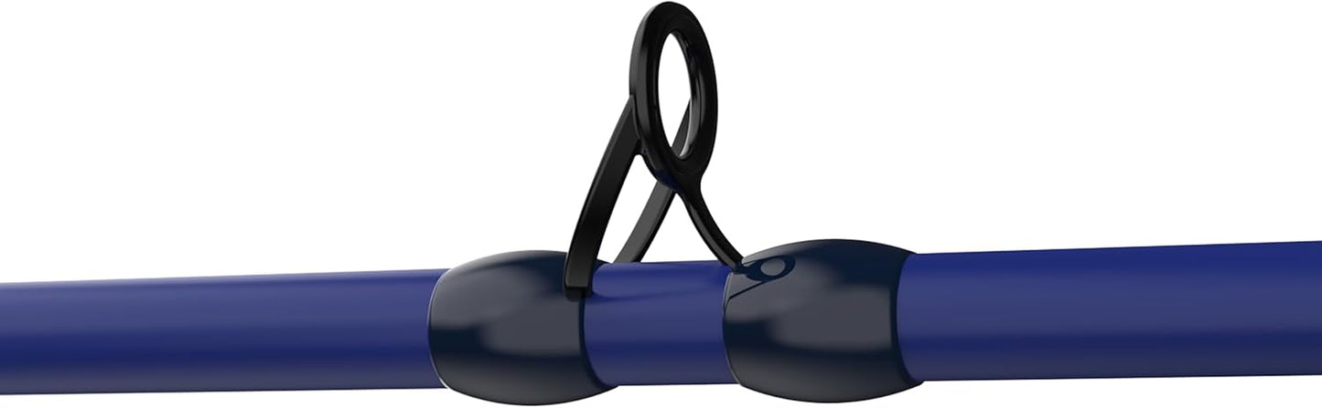 Zebco Roam ベイトキャストリールと釣り竿コンボ 6フィート 6インチ 2ピース グラスファイバーロッド スプリットグリップ付き MaxTacロッドハンドル 軽量グラファイトフレーム