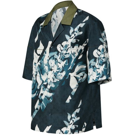 LOUIS VUITTON Monogram Printed Short-Sleeved Silk Shirt - Image 2