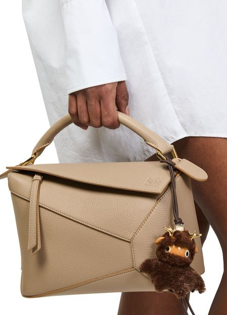 LOEWE Fawnie charm in shearling - Image 2