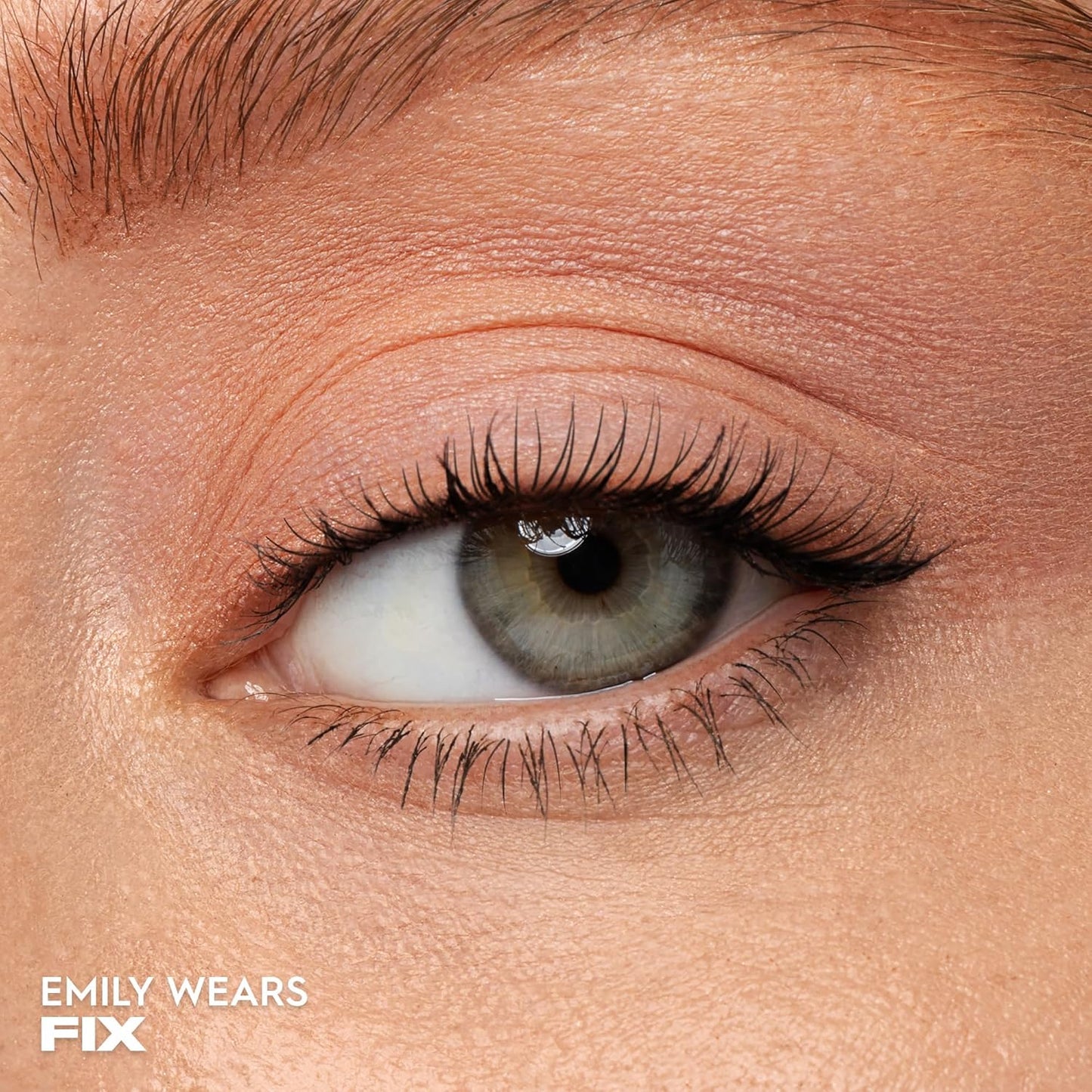 Urban Decay 24/7 Sombra de ojos de larga duración - Sombra de ojos compacta de alta pigmentación, color suave y mezclable, hasta 12 horas de duración, maquillaje sin arrugas, acabados mate, satinado