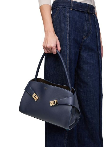 FERRAGAMO Hug soft bicolor shoulder bag (M) - Image 2