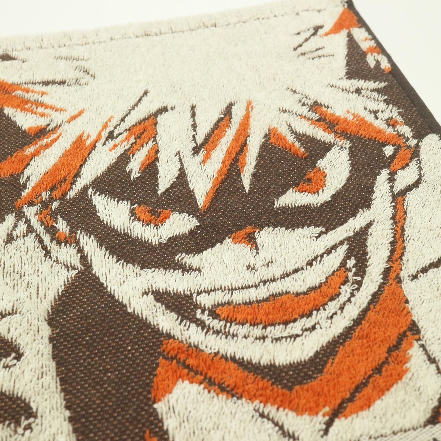 BANDAI 4385000600 My Hero Academia Hand Towel, Explosion, Handkerchief, 100% Cotton, Characters, Antibacterial, Deodorizing, Present, Gift, Birthday