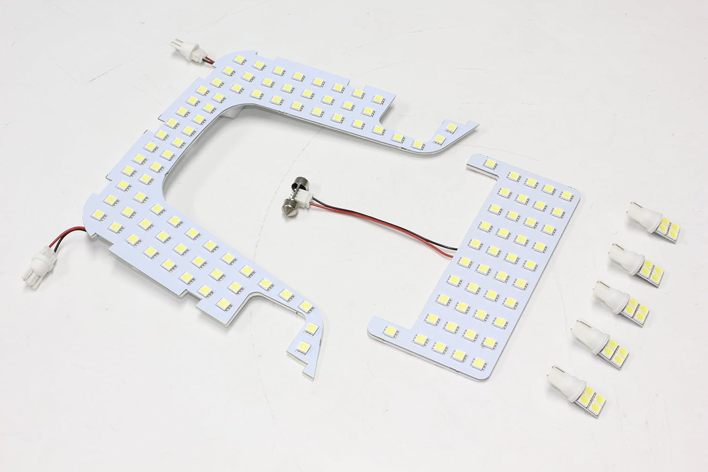 L946 ハチハチハウス トヨタ 50系 ZVW50 ZVW51 ZVW55 Sグレード サンルーフ無車 専用 SMD LED ルームランプキット 7ピース 純正交換