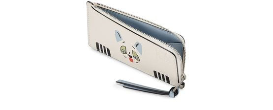 LOEWE Futurist Cat coin cardholder in classic calfskin - Image 2